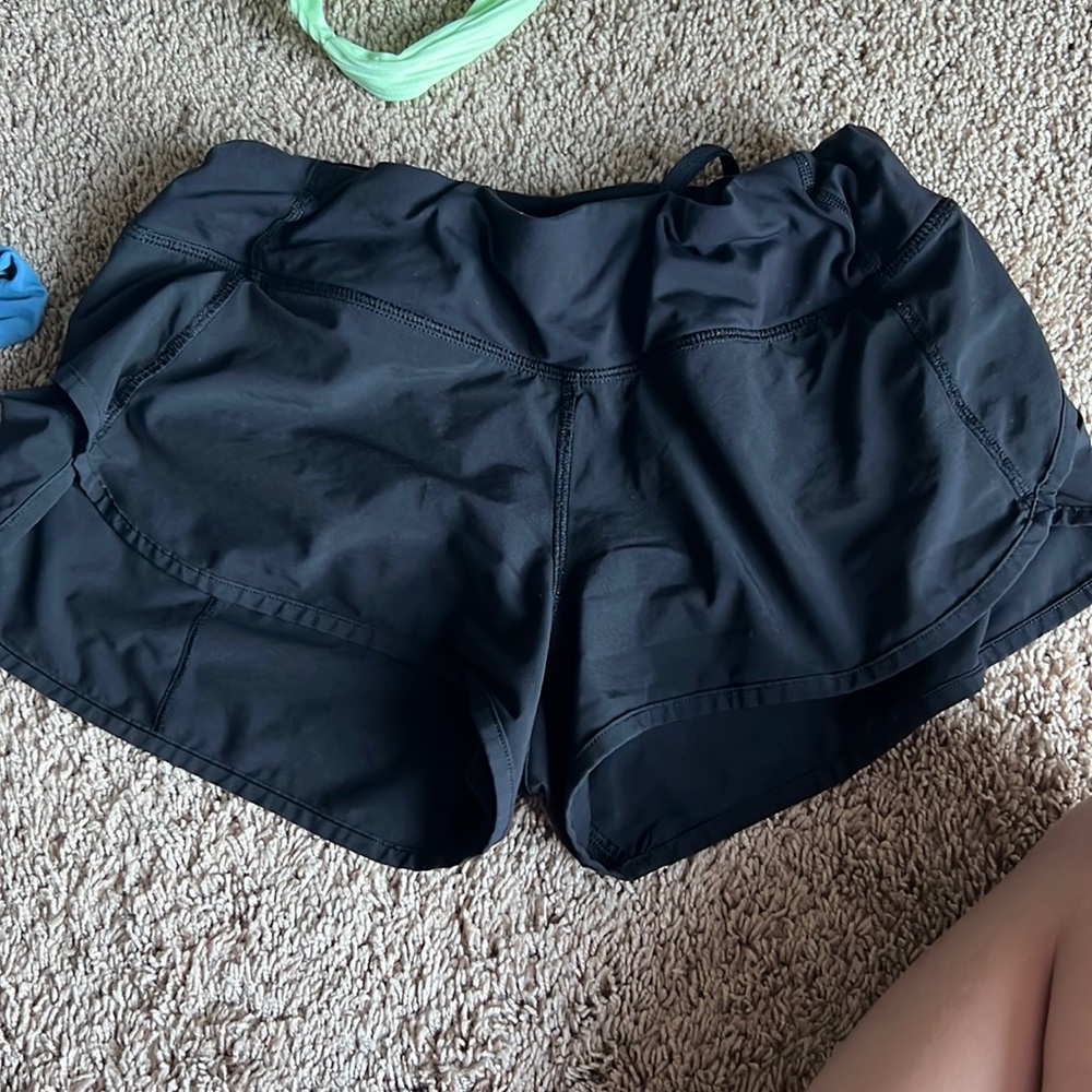 Lululemon black shorts size 6